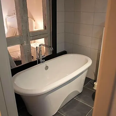 Le Hupsa Pfannala Panzió 3*