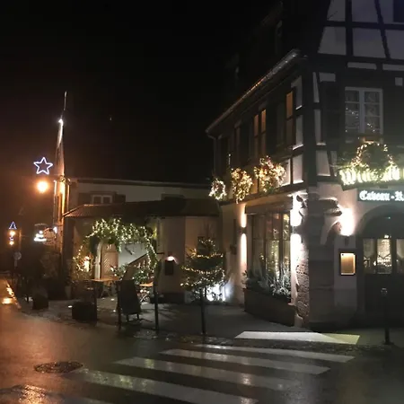 Nocleg ze śniadaniem Le Hupsa Pfannala 3*